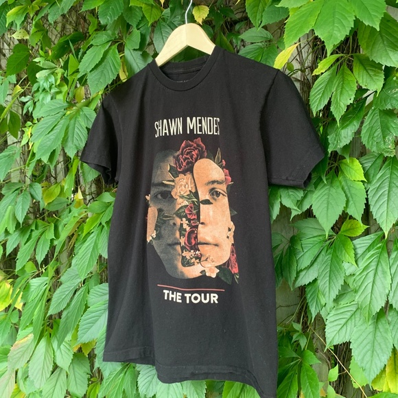 Shawn Mendes Tee - Picture 2 of 7